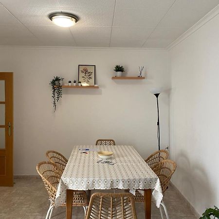 Cozy Apartment In Centre Of Alicante Near Plaza De Toros Exteriör bild