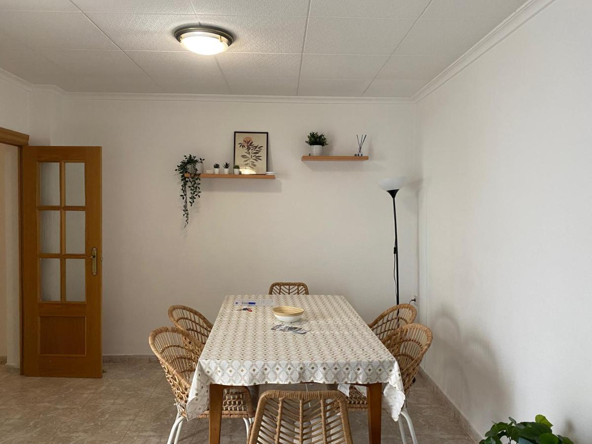 Cozy Apartment In Centre Of Alicante Near Plaza De Toros Exteriör bild